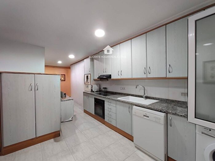 Piso en venta de 3 habitaciones: Comunitat Valenciana, Alicante
