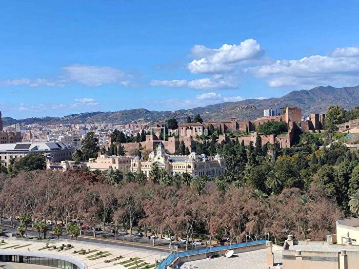 Piso en venta de 4 habitaciones: Andalucía, Málaga