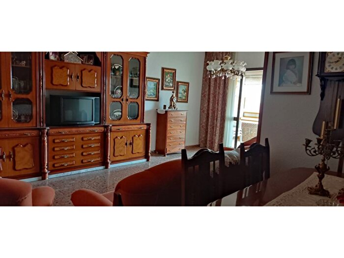 Piso de 4 habitaciones en venta en Castilla La Mancha, Albacete
