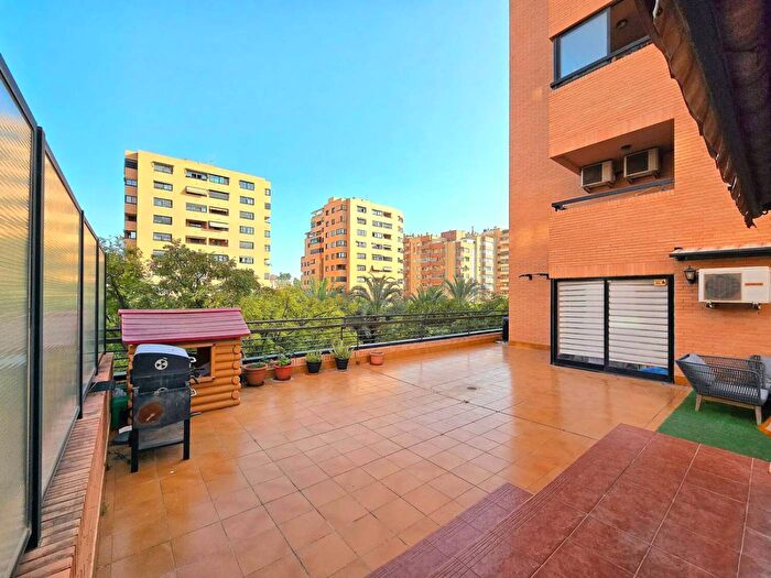Piso de 3 habitaciones en venta en Comunitat Valenciana, Alicante