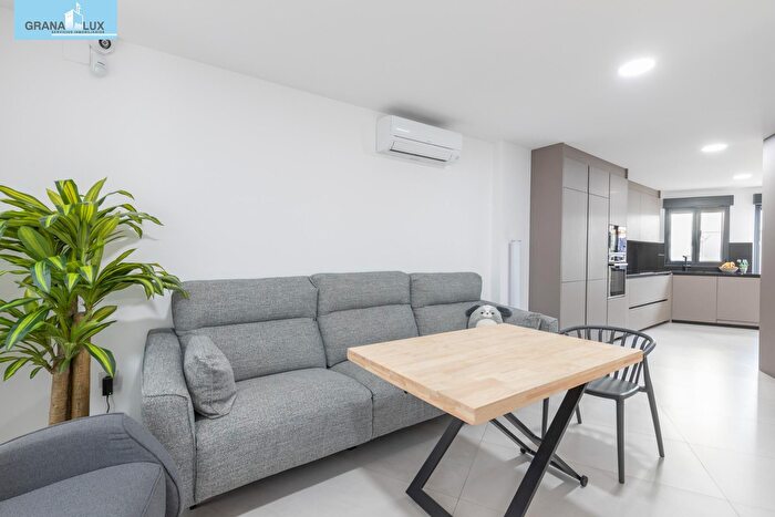 Casa en venta de 3 habitaciones, Las Flores Huerta, Las Gabias