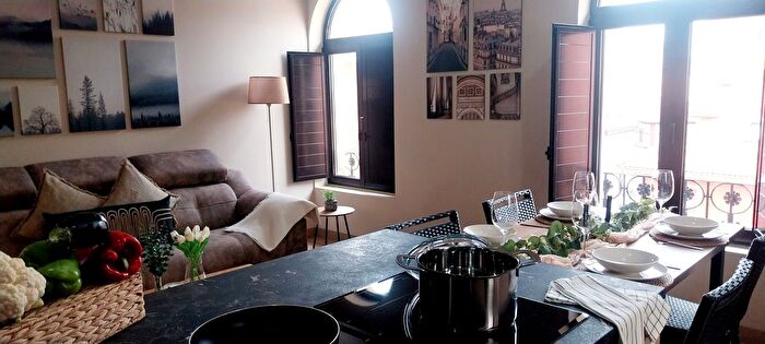 Casas en venta y pisos alquiler - 2