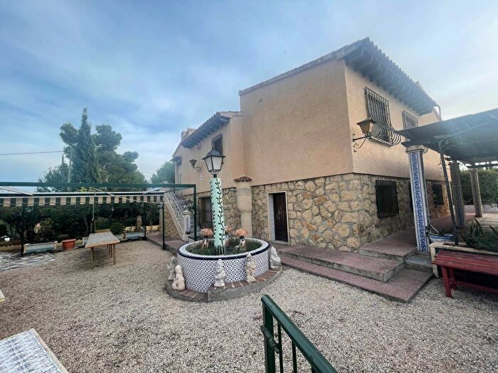 Casa en venta de 5 habitaciones: Comunitat Valenciana, Alicante