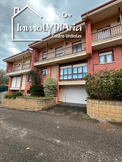 Casa en venta de 3 habitaciones: Cotolino, CastroUrdiales