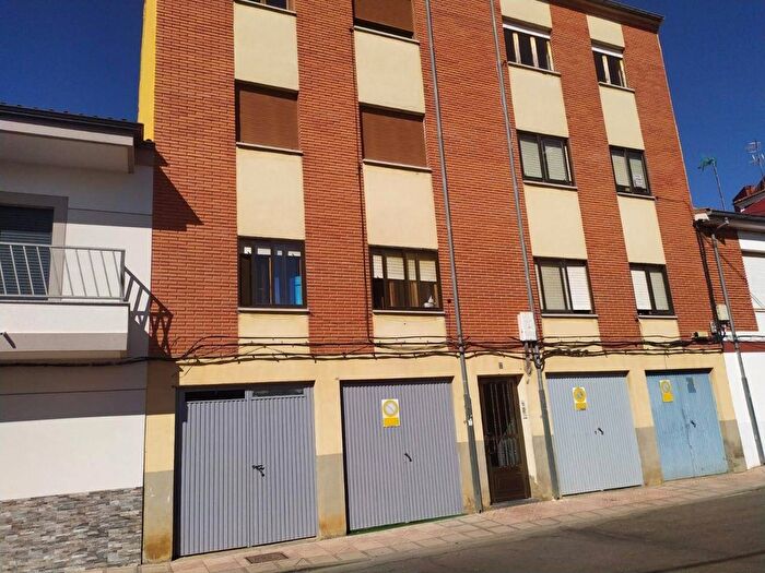 Castilla y León, León: Piso en venta de 2 habitaciones