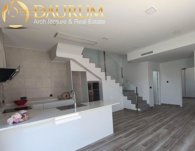 Casa de 3 habitaciones en venta en Centro, Mutxamel