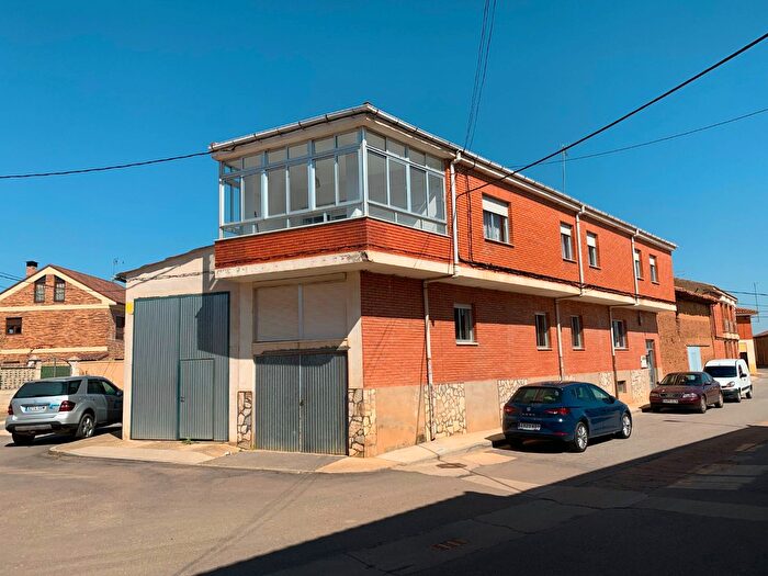 Casa en venta en Villaquejida, León