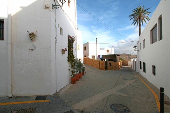 Casa en venta de 6 habitaciones, Andalucía, Almería