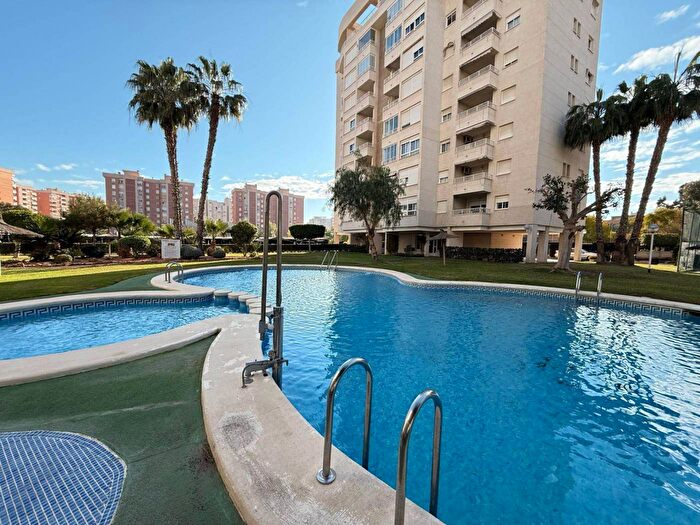 Comunitat Valenciana, Alicante: Piso en venta de 3 habitaciones