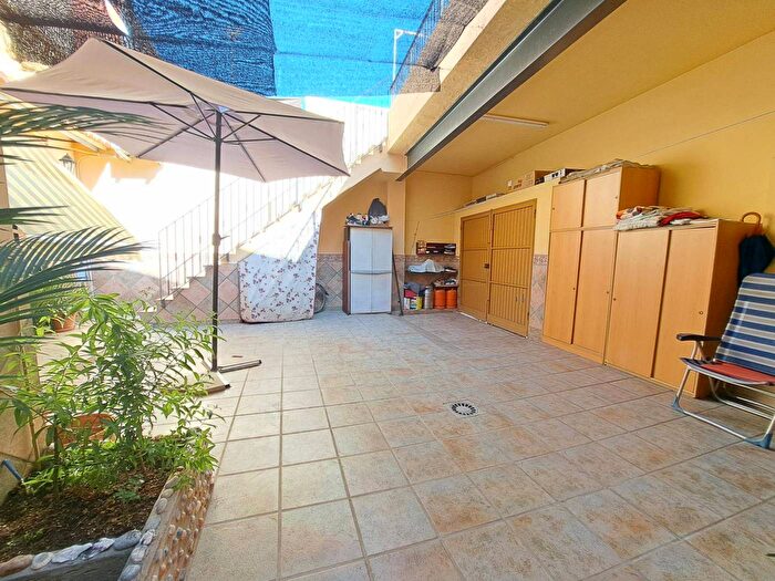 Casa en venta de 4 habitaciones: Comunitat Valenciana, València