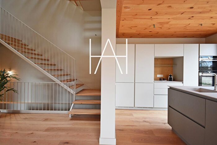 Casa en alquiler de 4 habitaciones, Tiana, Barcelona