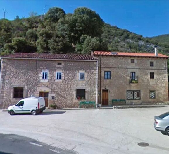 Casa en venta de 4 habitaciones, Merindad de Valdivielso, Burgos