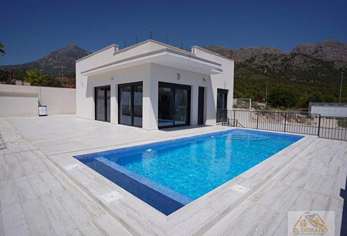 Casa en venta de 3 habitaciones: Comunitat Valenciana, Alicante