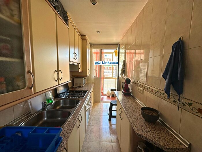 Casas en venta y pisos alquiler - 2