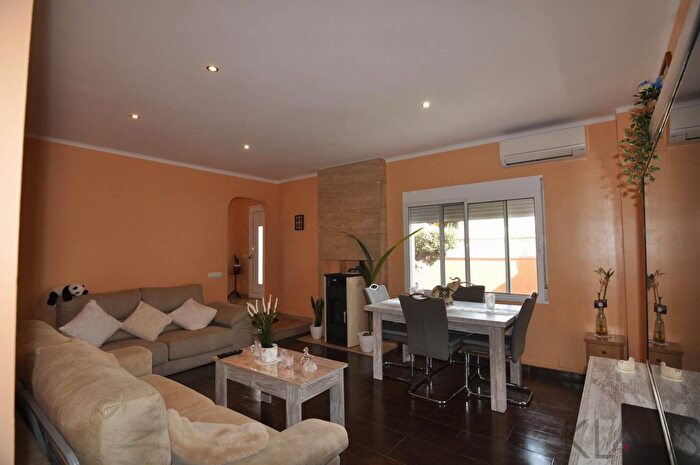 Casa en venta de 4 habitaciones: Cataluña, Tarragona