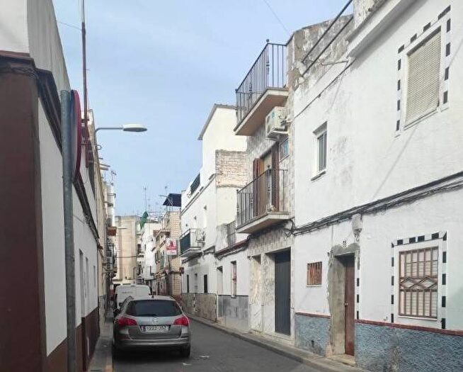 Casa en venta de 3 habitaciones, Andalucía, Sevilla