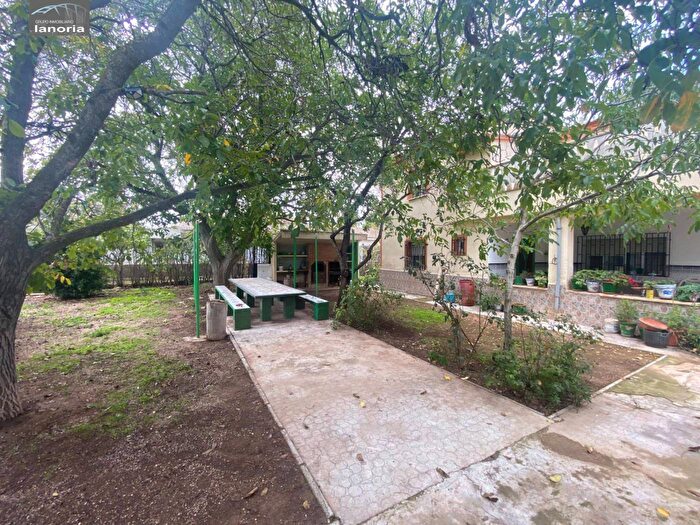 Casa en venta de 5 habitaciones en Castilla La Mancha, Albacete