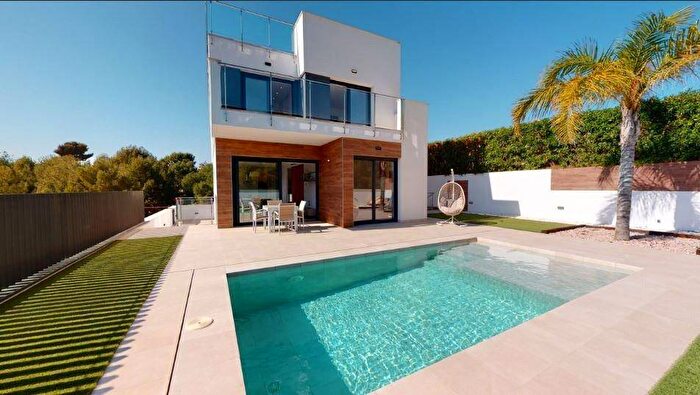 Casa de 3 habitaciones en venta en Comunitat Valenciana, Alicante