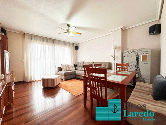 Piso en venta de 3 habitaciones en Cantabria, Cantabria