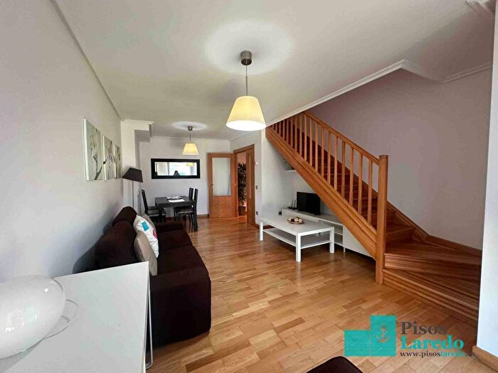 Casas en venta y pisos alquiler - 3