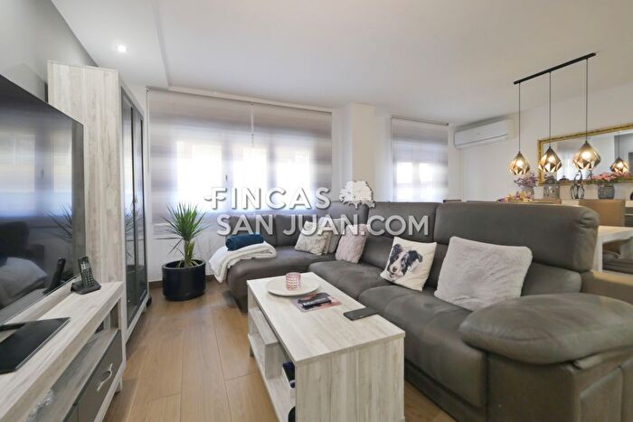 Casas en venta y pisos alquiler - 2