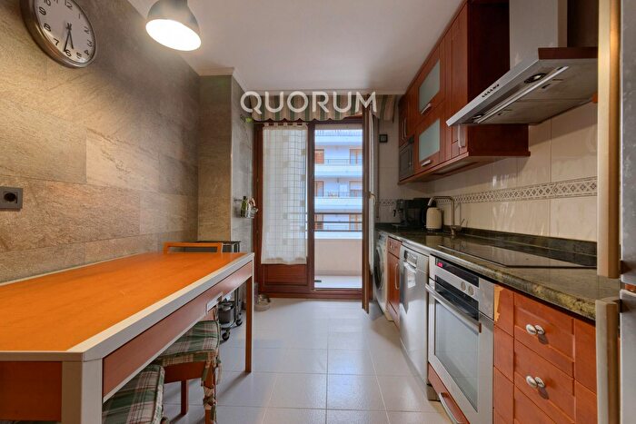 Piso en venta de 3 habitaciones, Etxebarri, Bizkaia