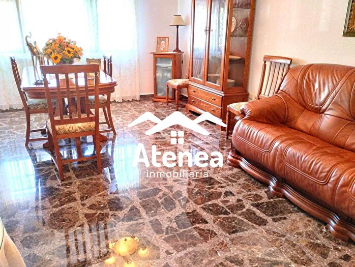 Castilla La Mancha, Albacete: Casa en venta de 4 habitaciones
