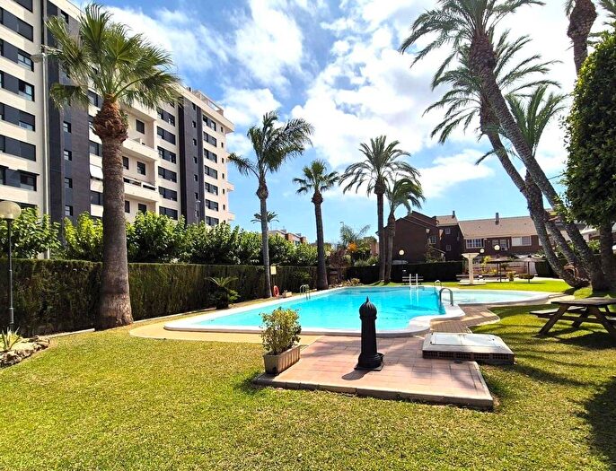 Comunitat Valenciana, Alicante: Casa en venta de 5 habitaciones