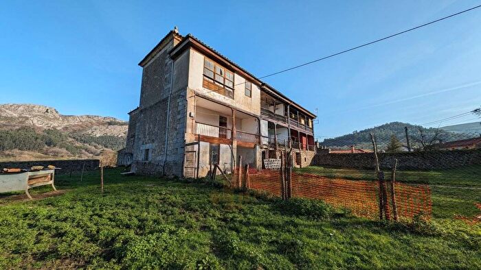Casa en venta de 3 habitaciones, Cantabria, Cantabria