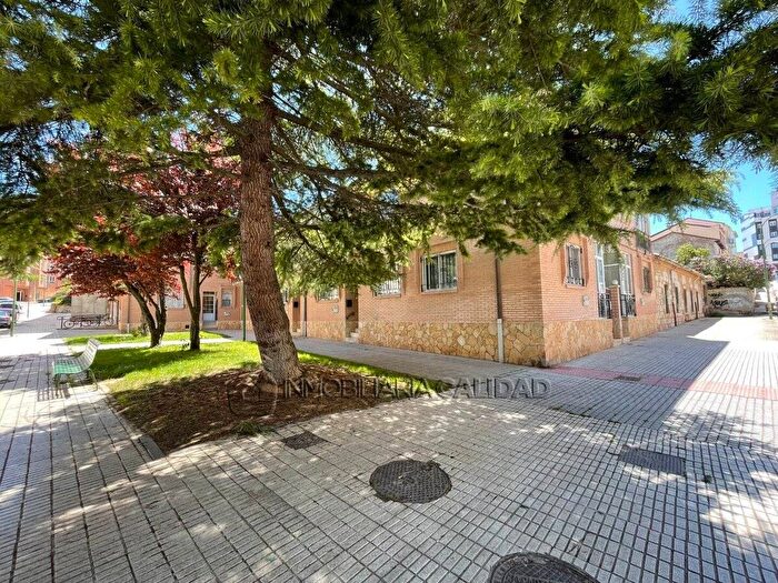 Casa en venta de 4 habitaciones: Castilla y León, Burgos