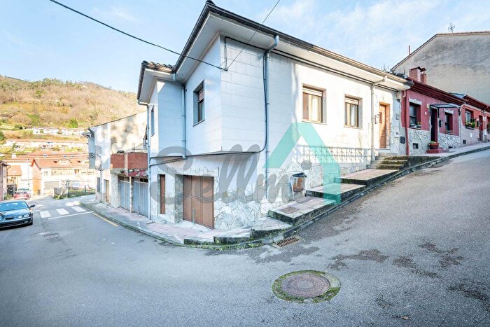 Casa en venta de 2 habitaciones: Principado de Asturias, Asturias