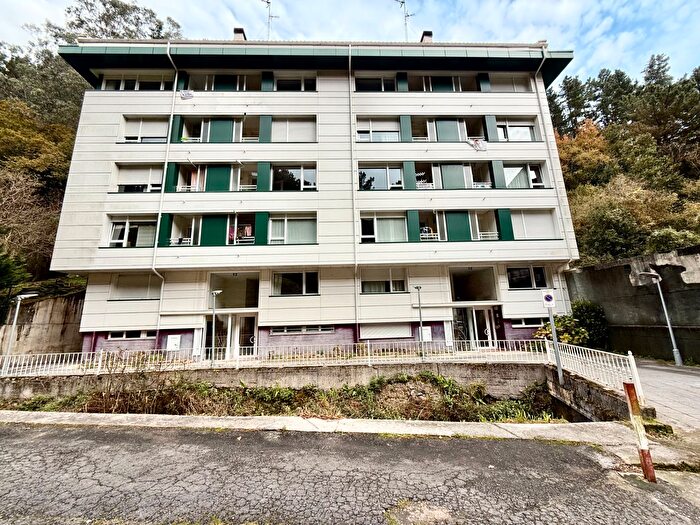 Piso en venta de 2 habitaciones en Mundaka, Bizkaia