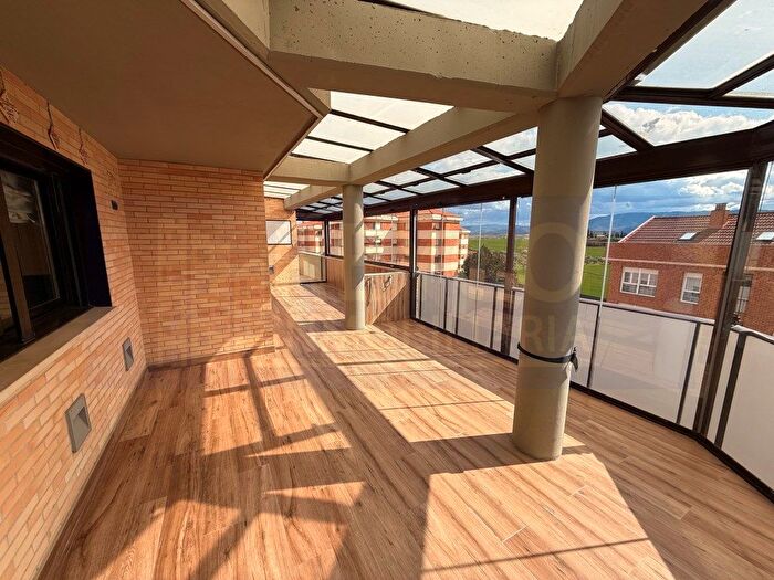 Piso en venta de 4 habitaciones, Villamediana de Iregua, La Rioja