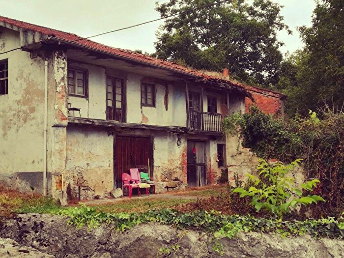 Casa en venta de 3 habitaciones en Cantabria, Cantabria