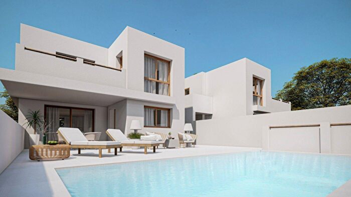 Casa en venta de 3 habitaciones en Comunitat Valenciana, Alicante