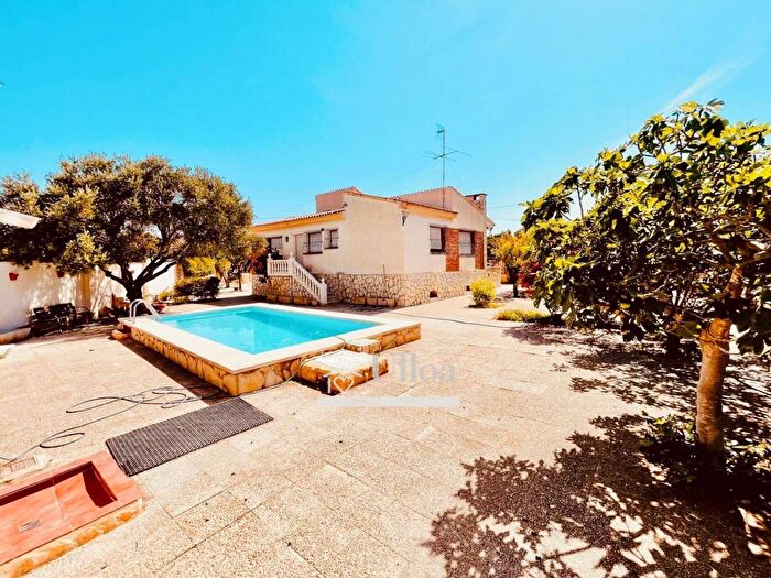 Casa en venta de 3 habitaciones en Comunitat Valenciana, Alicante