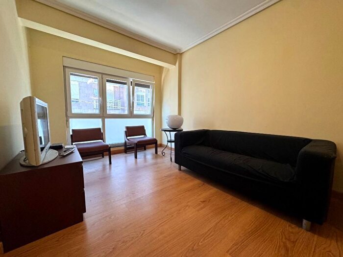 Piso en venta de 3 habitaciones, Los Corrales de Buelna, Cantabria