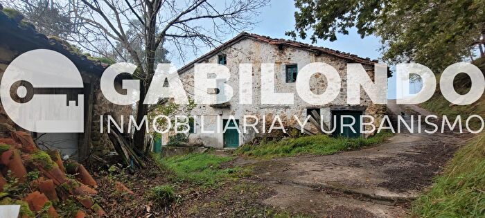 Casa de 5 habitaciones en venta en Elgoibar, Gipuzkoa