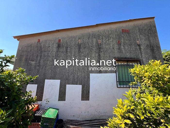 Casas en venta y pisos alquiler - 2