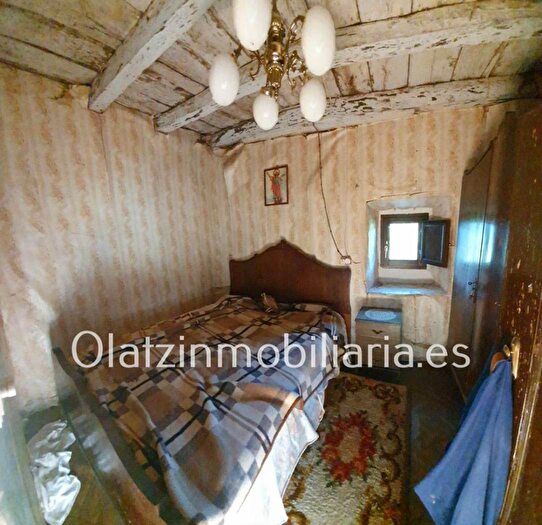 Casas en venta y pisos alquiler - 2