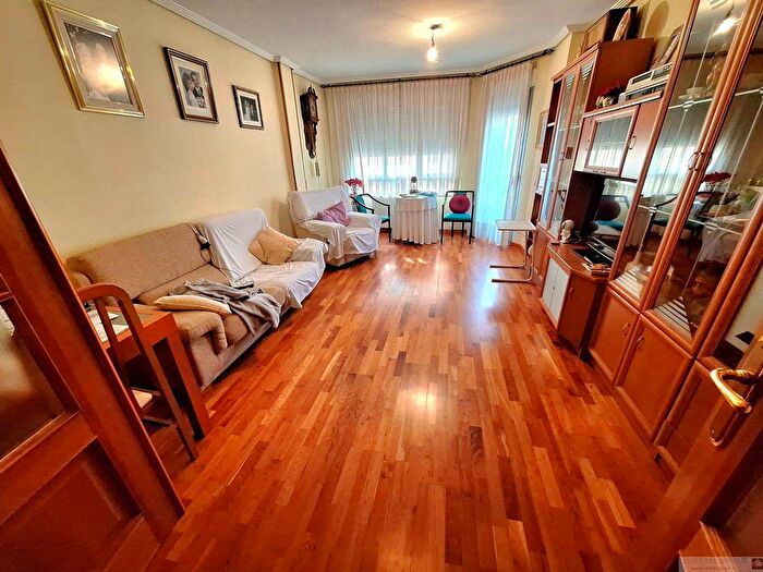 Piso en venta de 3 habitaciones, Castilla La Mancha, Albacete