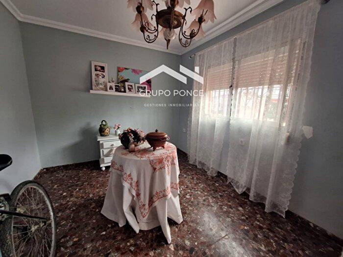 Casas en venta y pisos alquiler - 3