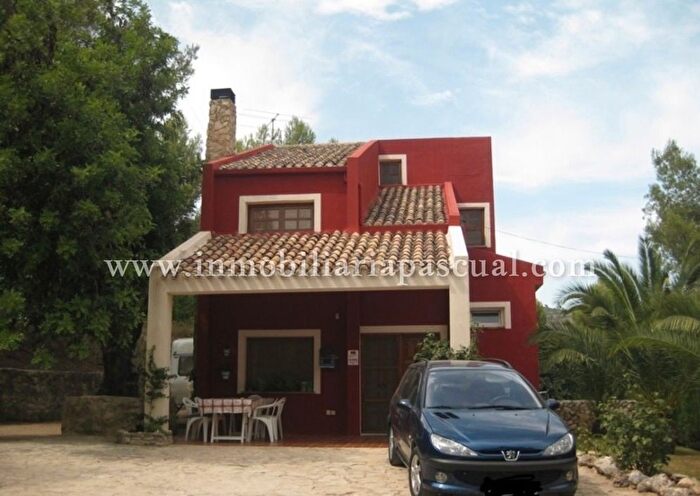 Casa en venta de 5 habitaciones en Muro de Alcoy, Alicante