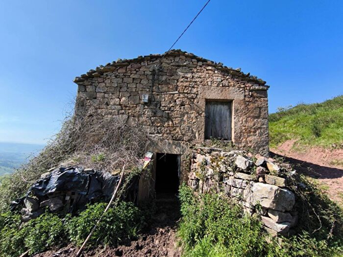 Casa de 1 habitación en venta en Cantabria, Cantabria