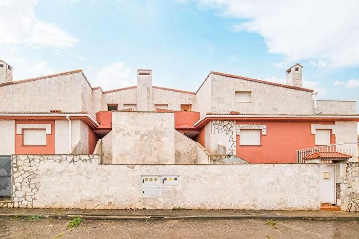 Casa en venta de 8 habitaciones: Fresno de la Fuente, Segovia