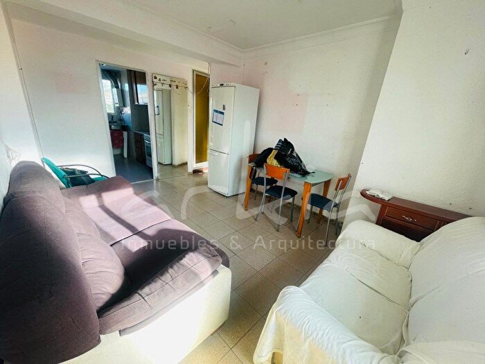 LOlivereta, La Fontsanta: Piso en venta de 3 habitaciones