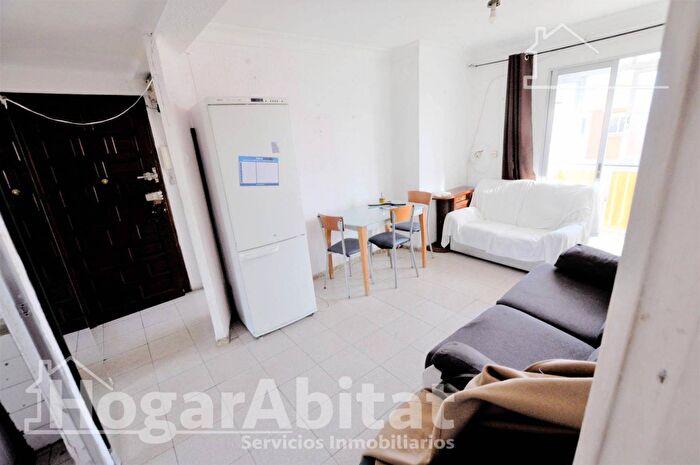 Piso en venta de 3 habitaciones en Comunitat Valenciana, València