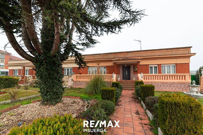Casa en venta de 4 habitaciones, Castilla y León, Palencia