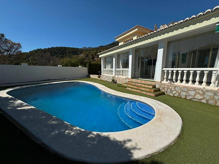 Comunitat Valenciana, Alicante: Casa en venta de 4 habitaciones