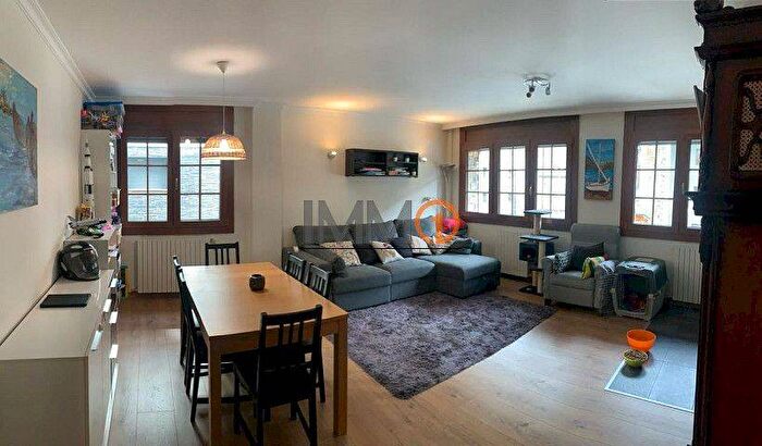 Casas en venta y pisos alquiler - 2